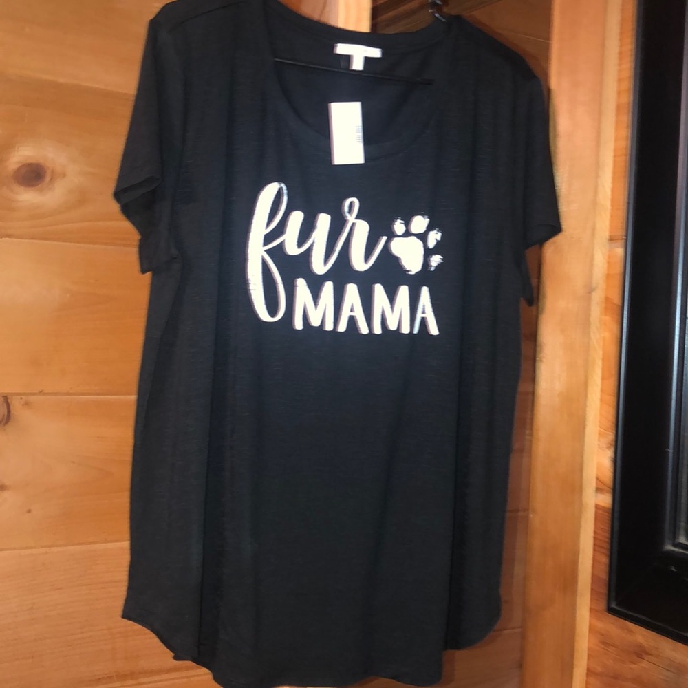 Women’s Maurice’s shirt sleeve “fur mama”